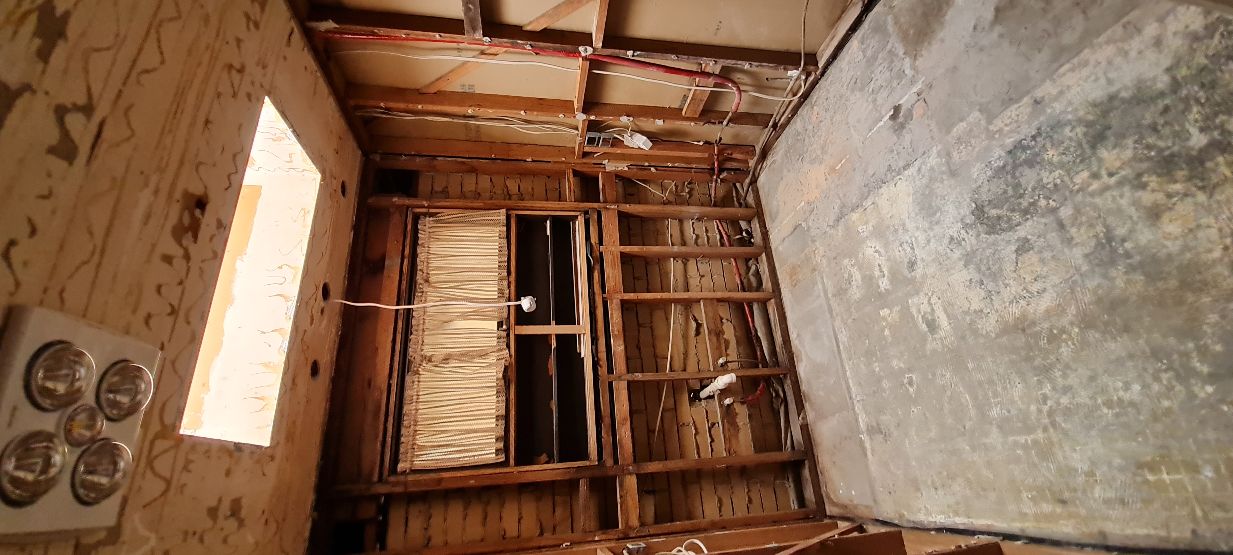 Bathroom before renovation